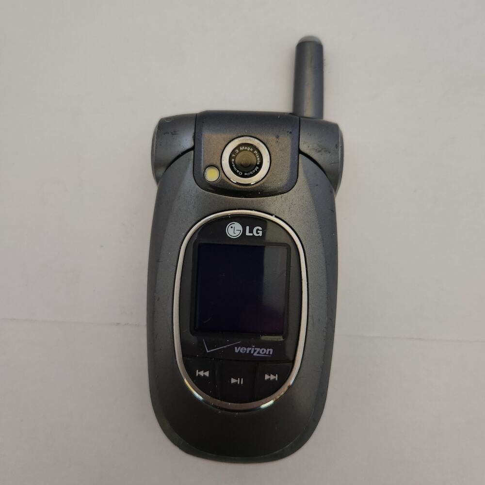 Vintage Verizon LG flip phone FOR PARTS